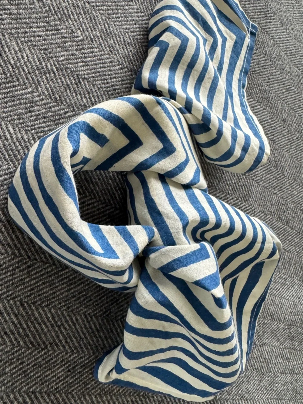 NWOT, HEMLOCK BANDANA/SCARF IN CUTE SKY BLUE STRIPE